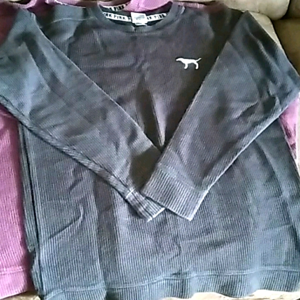 Bundle of Vs Pink tops